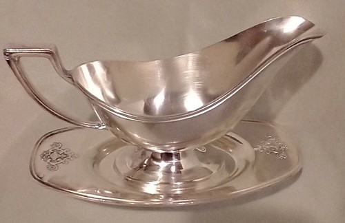 Roger silverplate gravy - wm,